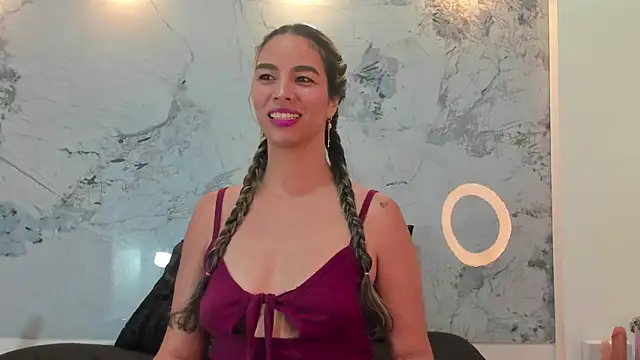 Karina chastillo online show from 05/08/26, 11:47