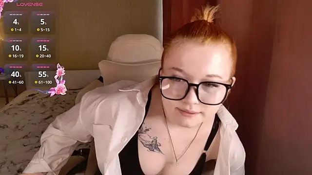 NayaValen online show from 07/10/26, 05:18