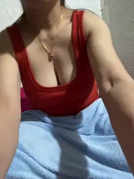 Snapshot of tabby-cat11 chatting on 02/15/26, 08:46 tabby-cat11 online show from 02/15/26, 08:46