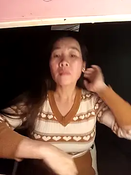 tabby-cat11 online show from 11/01/25, 03:17