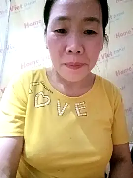 Snapshot of tabby-cat11 chatting on 10/16/25, 01:41 tabby-cat11 online show from 10/16/25, 01:41