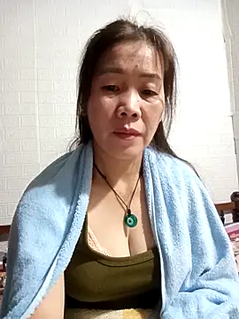 tabby-cat11 online show from 11/22/25, 07:24