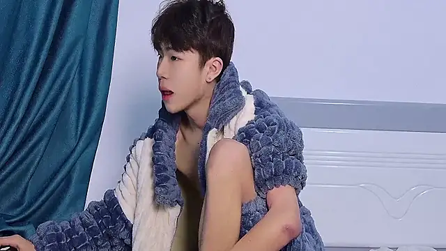 Stuffy-111 online show from 10/31/25, 09:00