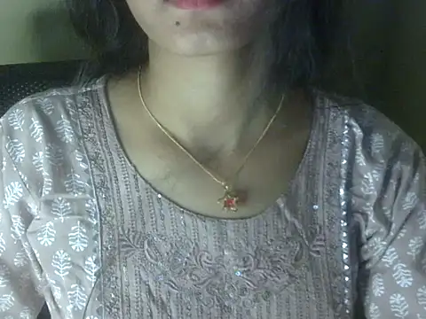 Snapshot of Shezi_N chatting on 05/10/26, 01:14 Shezi N online show from 05/10/26, 01:14