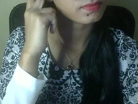 Shezi N online show from 07/21/26, 12:50