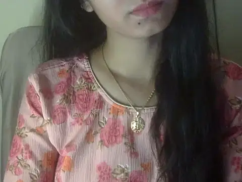 Snapshot of Shezi_N chatting on 05/24/26, 12:49 Shezi N online show from 05/24/26, 12:49