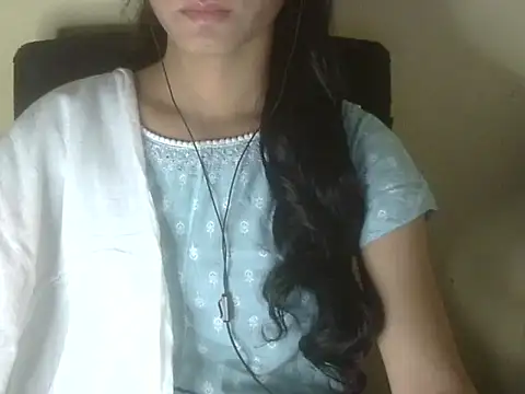 Shezi N online show from 11/17/25, 02:32