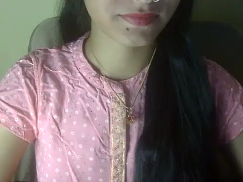 Snapshot of Shezi_N chatting on 06/16/26, 01:44 Shezi N online show from 06/16/26, 01:44