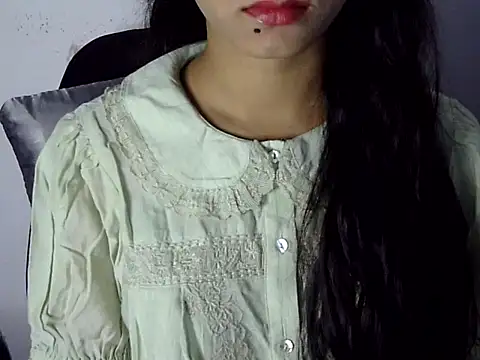Shezi N online show from 08/04/26, 05:39