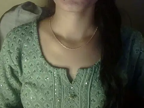 Shezi N online show from 04/15/26, 01:37