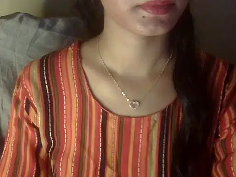 Shezi N online show from 04/13/26, 01:04