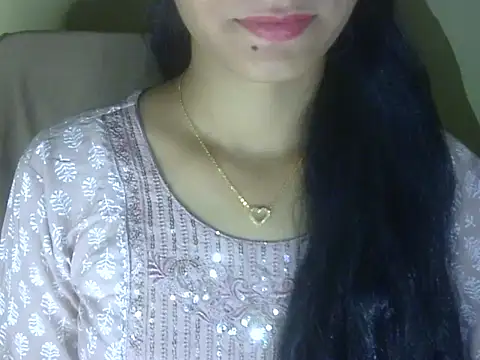 Snapshot of Shezi_N chatting on 06/17/26, 03:11 Shezi N online show from 06/17/26, 03:11