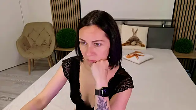Snapshot of DitaNoir chatting on 07/07/26, 10:52 DitaNoir online show from 07/07/26, 10:52