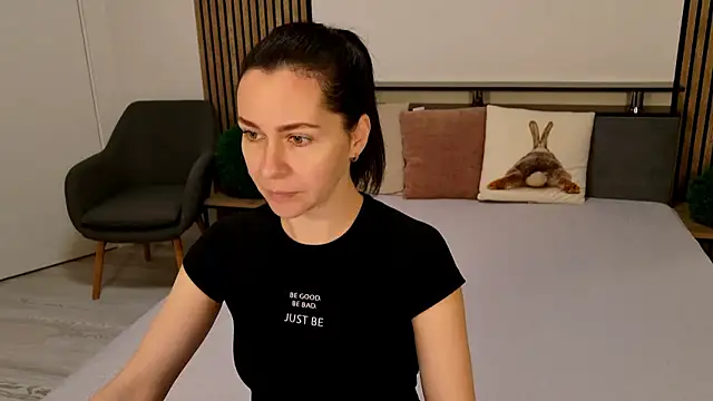 DitaNoir online show from 01/06/26, 08:40