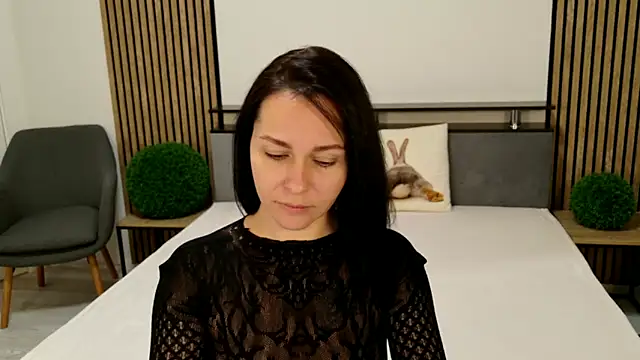 Snapshot of DitaNoir chatting on 11/10/25, 07:02 DitaNoir online show from 11/10/25, 07:02