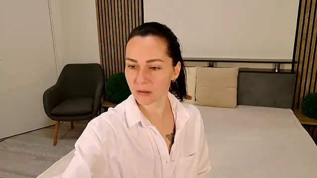 DitaNoir online show from 04/01/26, 05:53