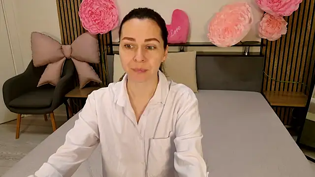 DitaNoir online show from 02/18/26, 07:17