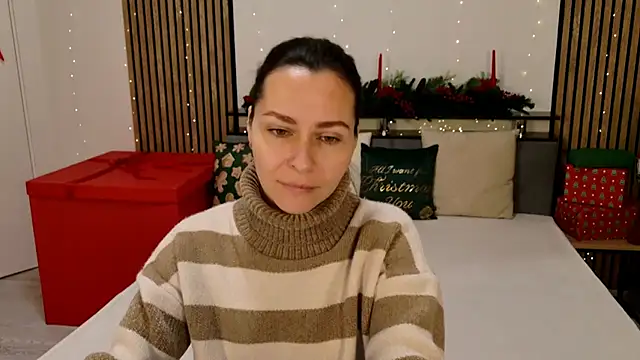 Snapshot of DitaNoir chatting on 12/16/25, 07:01 DitaNoir online show from 12/16/25, 07:01