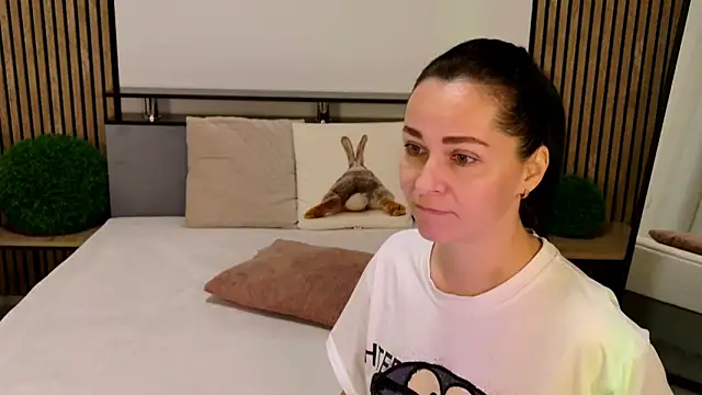 DitaNoir online show from 05/15/26, 06:00