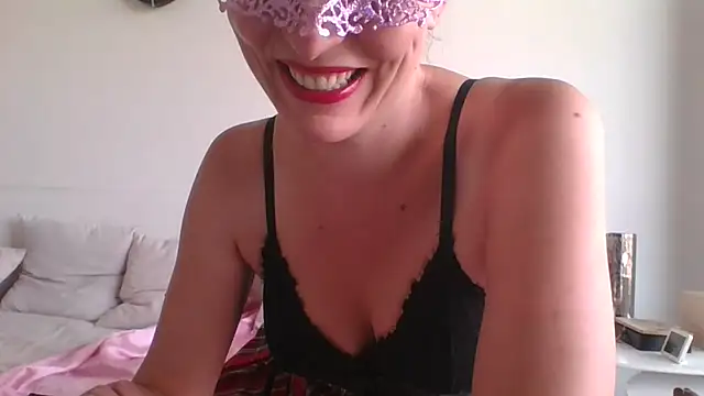 Ava sexy bitch online show from 06/20/26, 07:57