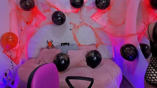 valentina clk online show from 10/31/25, 01:30