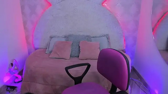 valentina clk online show from 11/27/25, 01:00