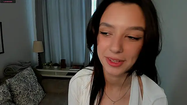 Snapshot of DemetraSadahiro chatting on 11/01/25, 09:36 DemetraSadahiro online show from 11/01/25, 09:36