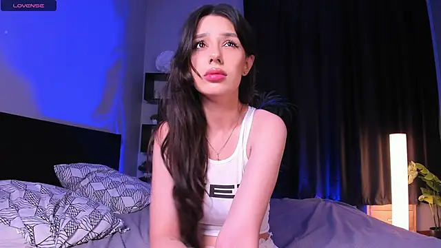 Snapshot of DemetraSadahiro chatting on 12/15/25, 11:05 DemetraSadahiro online show from 12/15/25, 11:05