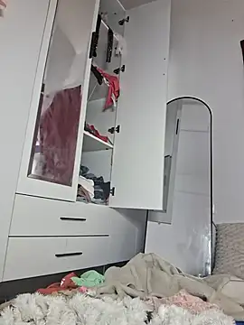 Snapshot of Your_Desires07 chatting on 02/19/26, 03:58 Your Desires07 online show from 02/19/26, 03:58