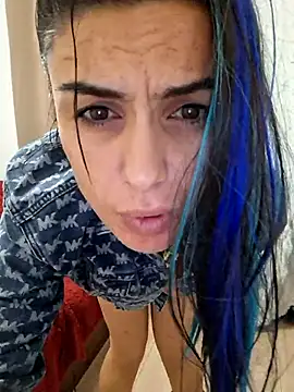 Snapshot of Your_Desires07 chatting on 02/15/26, 03:51 Your Desires07 online show from 02/15/26, 03:51