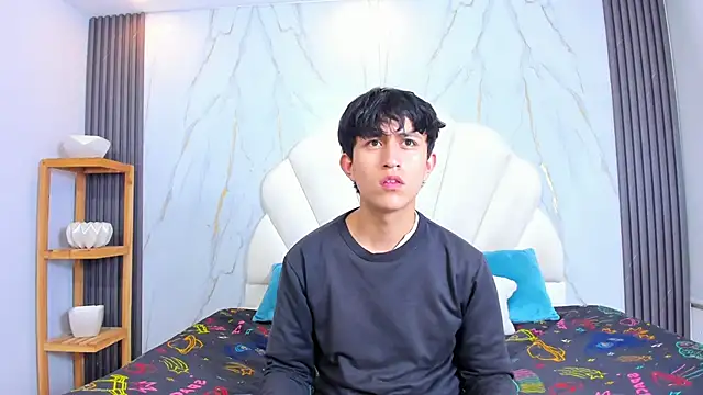 hoot booys  online show from 04/17/26, 08:44