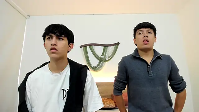 hoot booys  online show from 02/08/26, 08:50