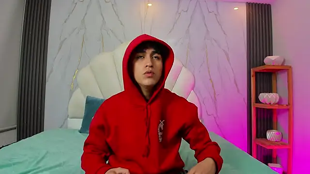 hoot booys  online show from 04/05/26, 08:48