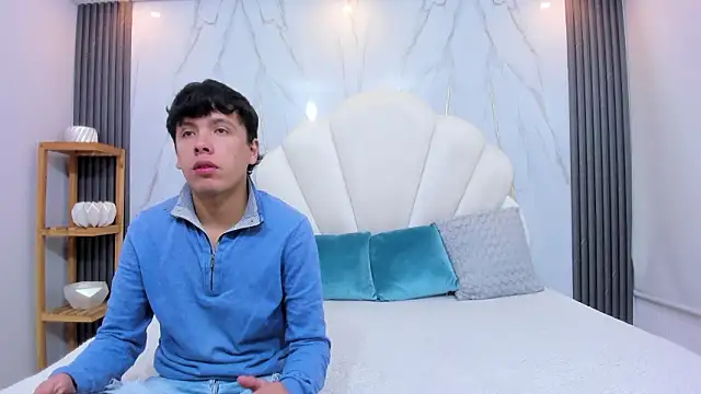 hoot booys  online show from 02/02/26, 08:08