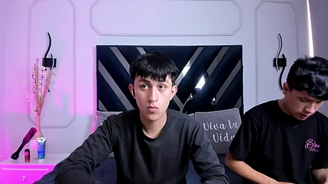 hoot booys  online show from 03/06/26, 06:03