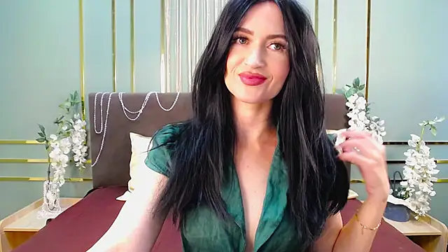 Snapshot of JaneWalch chatting on 06/12/26, 10:13 JaneWalch online show from 06/12/26, 10:13
