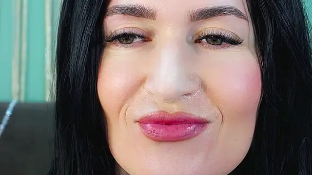 Snapshot of JaneWalch chatting on 06/19/26, 11:16 JaneWalch online show from 06/19/26, 11:16