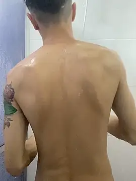 leozin01 online show from 03/30/26, 12:12