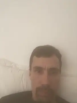 leozin01 online show from 10/16/25, 05:43