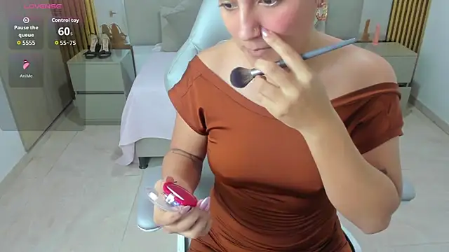 Aziz daud online show from 04/15/26, 12:32