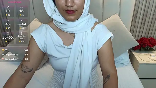 Snapshot of Aziz_daud chatting on 10/22/25, 12:21 Aziz daud online show from 10/22/25, 12:21