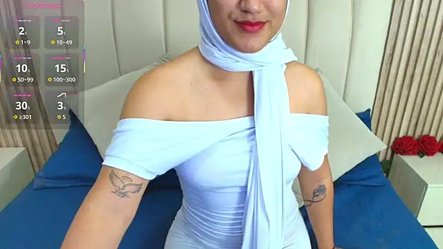 Snapshot of Aziz_daud chatting on 11/15/25, 12:42 Aziz daud online show from 11/15/25, 12:42