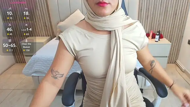 Snapshot of Aziz_daud chatting on 12/02/25, 07:15 Aziz daud online show from 12/02/25, 07:15