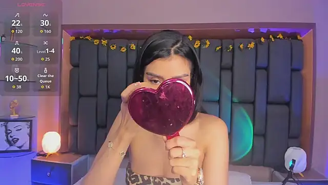 TanyaBello online show from 12/19/25, 12:51