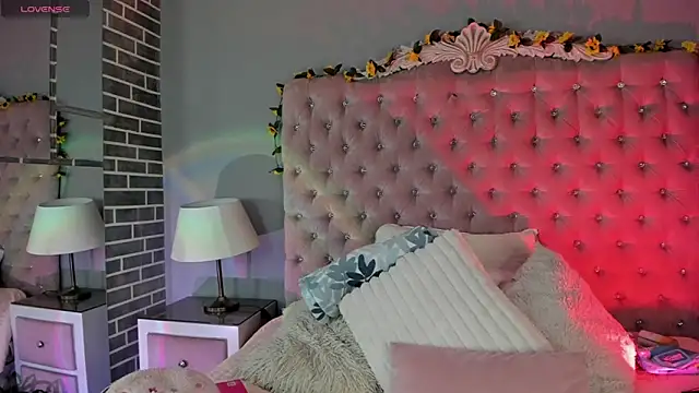 TanyaBello online show from 04/22/26, 03:35