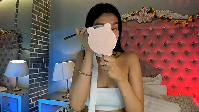 Snapshot of TanyaBello chatting on 06/16/26, 04:23 TanyaBello online show from 06/16/26, 04:23