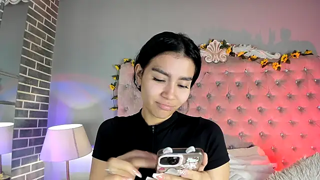 TanyaBello online show from 06/04/26, 04:28