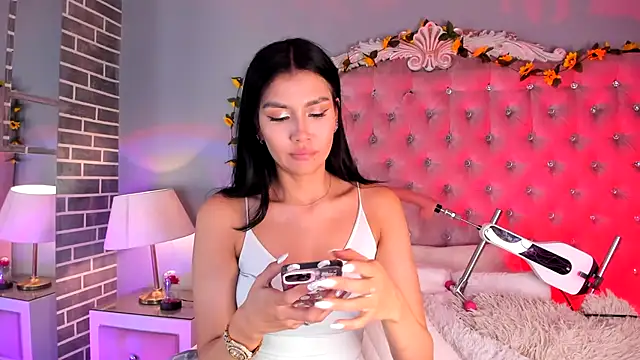 Snapshot of TanyaBello chatting on 06/09/26, 07:37 TanyaBello online show from 06/09/26, 07:37