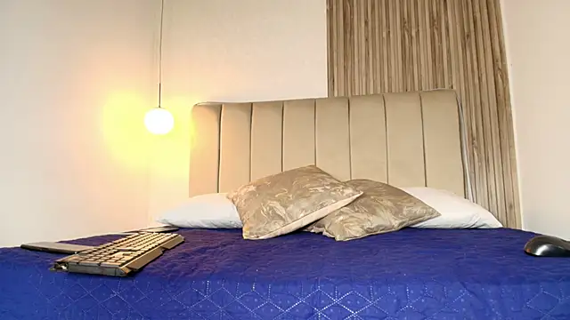 EvaaSinclair online show from 03/03/26, 04:36