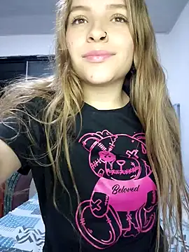 bambiluly online show from 10/17/25, 11:06